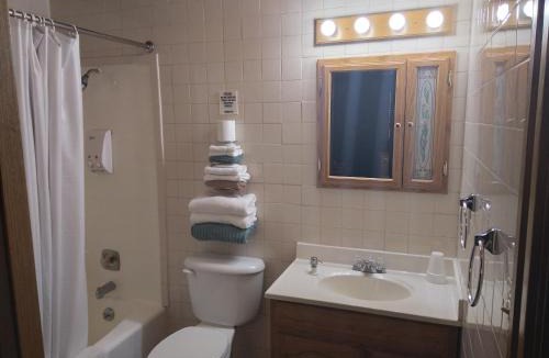Rothsay Hotel | Comfort Zone Inn