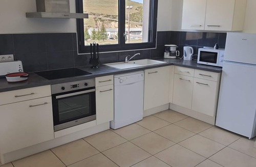 Chateauneuf-de-Randon Apartment | Comfortable apartment in the heart of Margeride
