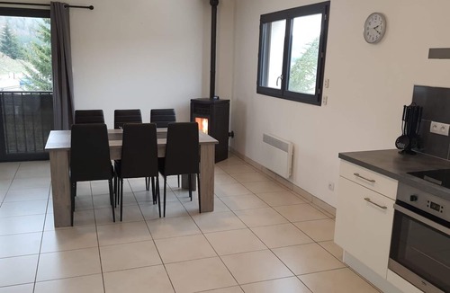Chateauneuf-de-Randon Apartment | Comfortable apartment in the heart of Margeride