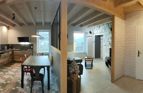 Chateauneuf-les-Bains House | Comfortable house and neat decoration, view of the Sioule valley. WiFi.