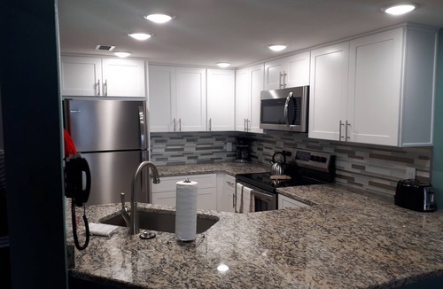 Indian Harbour Beach House | Comfortable 2 bedroom right on the beach