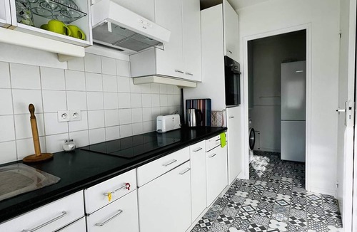 Cambo-les-Bains Apartment | Comfortable 1-BR Apt in Cambo-les-Bains with Parking & Fiber, Sleeps 2