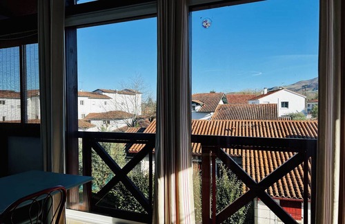 Cambo-les-Bains Apartment | Comfortable 1-BR Apt in Cambo-les-Bains with Parking & Fiber, Sleeps 2