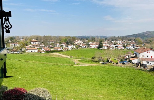 Cambo-les-Bains Apartment | Comfortable 1-bedroom apartment in Cambo-les-Bains