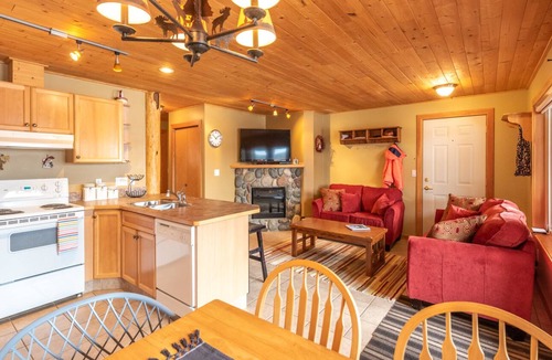 Apex Mountain House | Comfortable 2 Bedroom Condo at Apex Mountain