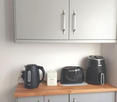 Exeter Apartment | Comfortable 2 bedroom house in historic Exeter