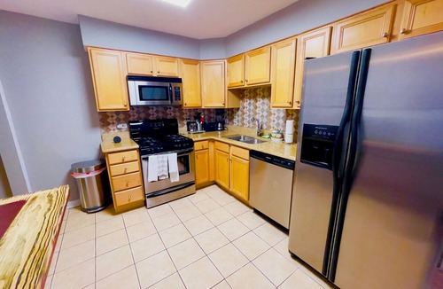 Evanston Apartment | Comfortable 2-Bedroom Getaway, family friendly.