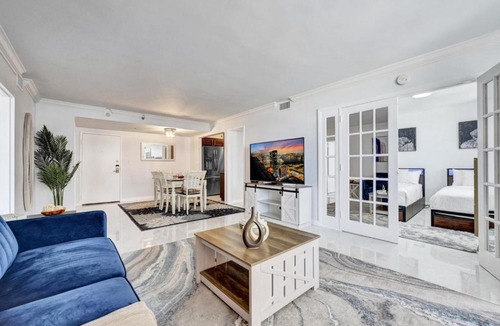 Mid Beach Apartment | Comfortable 2-Bedroom Condo Retreat with Resort Facilities 1108