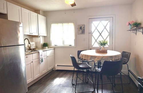 Dedham Apartment | Comfortable 2-BR Apt, Eat-In Kitchen & Parking, Quiet Location+Train to Boston