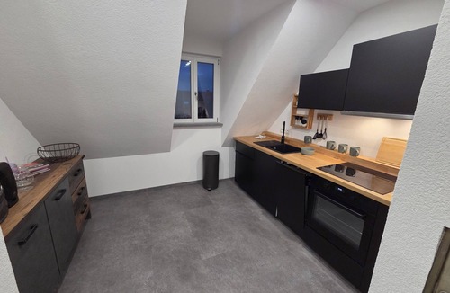 Margetshoechheim Apartment | Comfortable, 2 room -75m², large apartment in Margetshöchheim - center