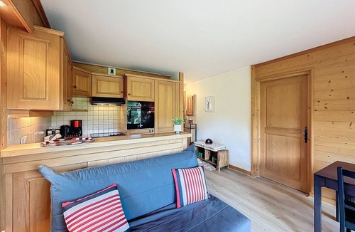 Combloux Apartment | Comfortable 2-room apartment with garden, parking, facing Mont Blanc