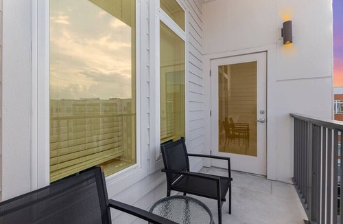 Florida Center Apartment | Comfortable 2BR Mins to Universal & More