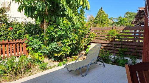 Pervolia Apartment | Comfortable 2BR Seaside House & Free Parking