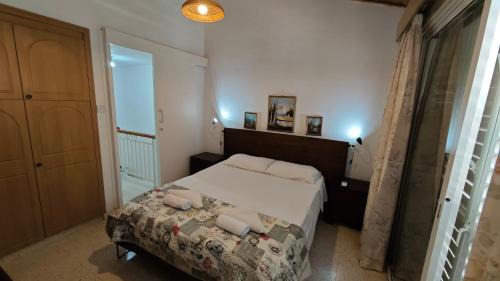 Pervolia Apartment | Comfortable 2BR Seaside House & Free Parking