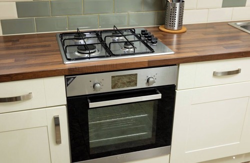 Harehills House | Comfortable 3-Bedroom Leeds Beach House - Ideal for Work Stays with Parking