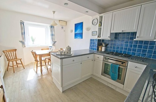 Mortehoe Cottage | Comfortable 3 bed house with gorgeous sea views and outside terrace space.