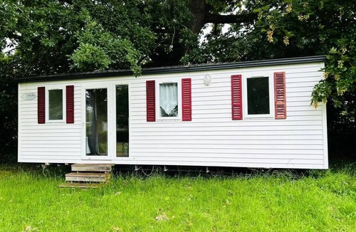 Boisjean House | Comfortable 3-bedroom mobile home for 6 people