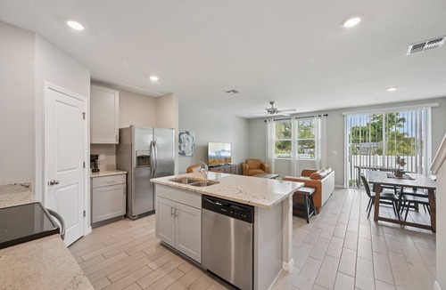 Laurel House | Comfortable 3-Bedroom Home – Sleeps 7 – Perfect for Vacation in Nokomis, FL
