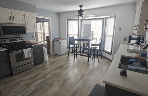 Lenexa House | Comfortable 3-bedroom house. Sleeps 8.
