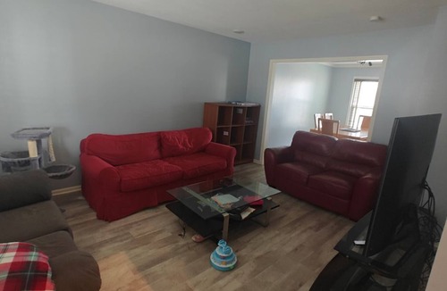Lenexa House | Comfortable 3-bedroom house. Sleeps 8.