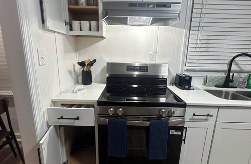 Belvedere House | Comfortable 3BR Home Near I20 and Downtown