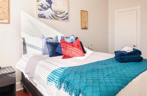 Near Northeast House | Comfortable 4 Bedroom Home with City View Near Capitol Hill Washington DC