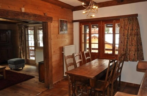 Grimentz Apartment | Comfortable 4-room apartment for 5 - 6 persons in the old village : dining-room - living-room - TV -