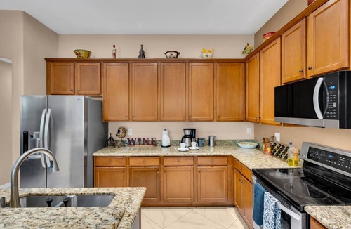 Tucson House | Comfortable 4BR, 4BA Townhouse w/Pool & Spa