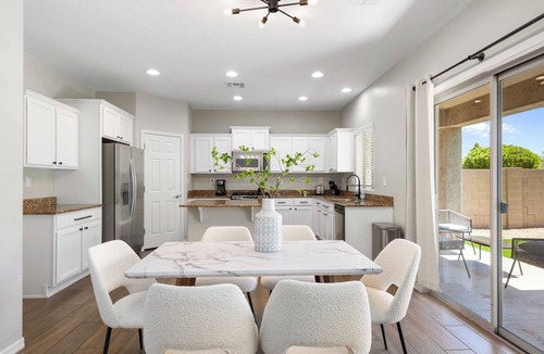 Norterra House | Comfortable 4BR Retreat｜Family-Friendly｜Pet-Friendly w/Garage & Backyard #41706