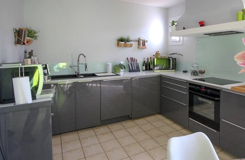 Salon-de-Provence Villa | Comfortable air-conditioned villa near Salon-de-Provence, dog allowed