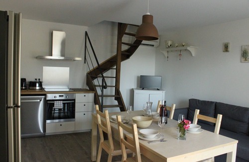 La Garde-Adhemar House | Comfortable, air-conditioned, with swimming pool Drôme Provençale Grignan