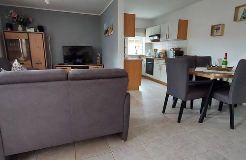 Schottjer Dreesche Condo | Comfortable and affordable apartment for up to 5 people