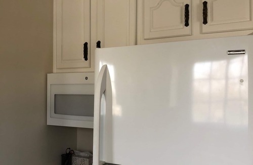 Dubuque House | Comfortable and convenient 2 bedroom home with an office and off-street parking