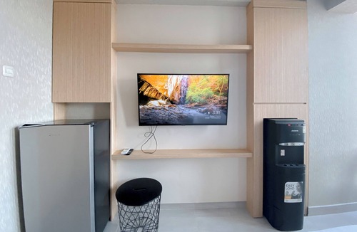 Jatingaleh Apartment | Comfortable And Modern Studio At Apartment The Alton