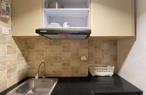 Jatingaleh Apartment | Comfortable And Modern Studio At Apartment The Alton