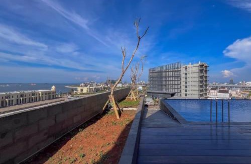 Tetebatu Apartment | Comfortable and Nice Studio Apartment at Delft Ciputra Makassar By Travelio
