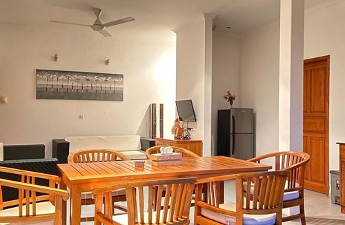 Lovina Villa | Comfortable and relaxing place at villa seruni. Just 8 min from the lovina beach