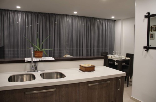 Floridablanca Apartment | COMFORTABLE APARTASUITE