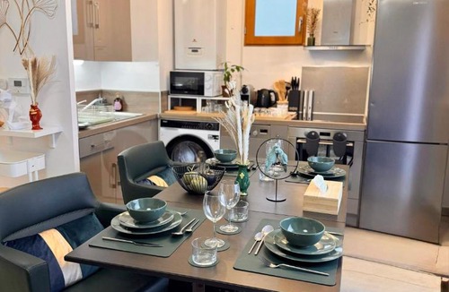 Vitry-sur-Seine Apartment | Comfortable Apartment with Balconies near Paris Center TramT9 & Metro7