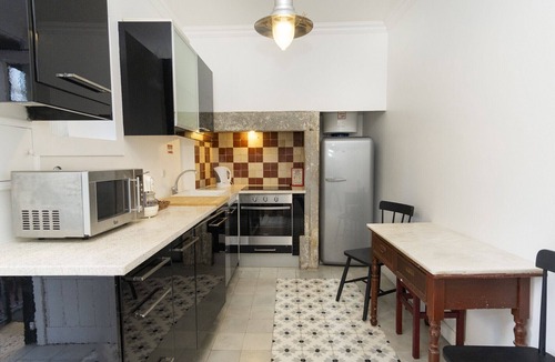 Santo Antonio Apartment | Comfortable Apartment with Terrace near Marquês de Pombal, Lisbon - TTL317