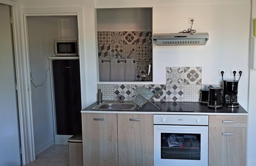 Chatel-Guyon Apartment | Comfortable apartment for curists and holidaymakers in Montchalusset