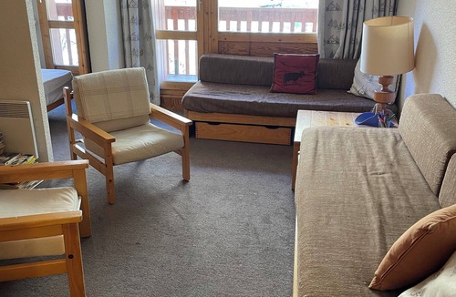 Val-d'Isere Apartment | Comfortable apartment with balcony, bed linen and towels provided