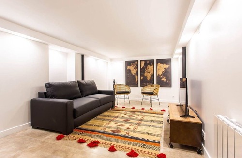 Quartier Saint-Ambroise Apartment | Comfortable apartment 4BR 10P Bastille Voltaire