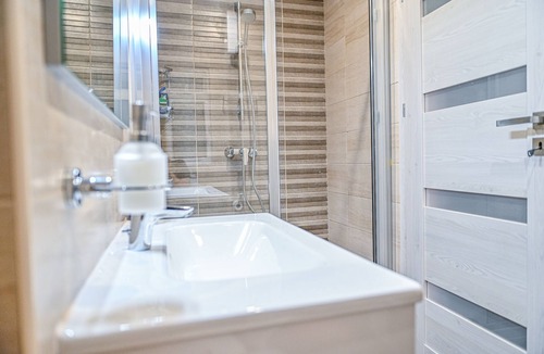 Kalkara Apartment | Comfortable Apartment at Lvl 1 overlooking Kalkara Creek