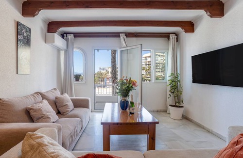 Marbella Seafront Promenade Apartment | Comfortable Apartment at Yacht Club with Sea View, Wi-Fi, and Air Conditioning