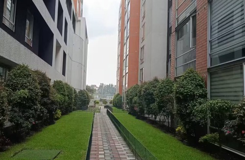 Quito Apartment | Comfortable apartment for 8 people, North of Quito, close to Solca and US embassy.