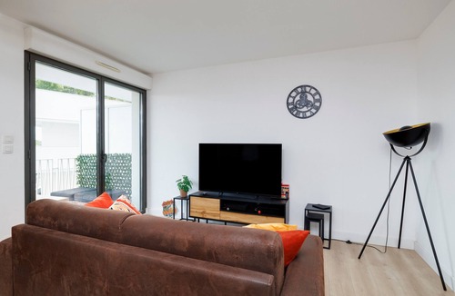 Chartrons House | Comfortable Apartment in the Heart of Bordeaux