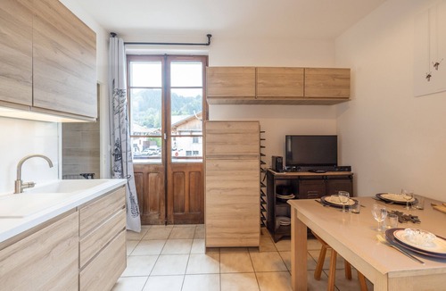 Morillon Apartment | Comfortable Apartment for 4, Wifi & Parking in Central Morillon