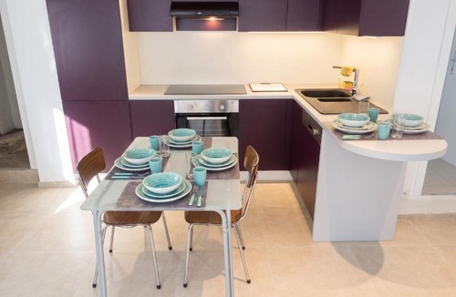 Waterloo Apartment | Comfortable Apartment in Waterloo with Jacuzzi - 78m²