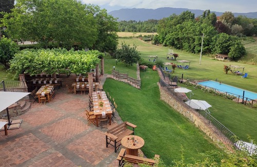 Laterina Apartment | Comfortable apartment renovated from an old brick kiln, with pool and restaurant on site!